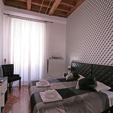 רומא Trastevere 3 Bedrooms מראה חיצוני תמונה