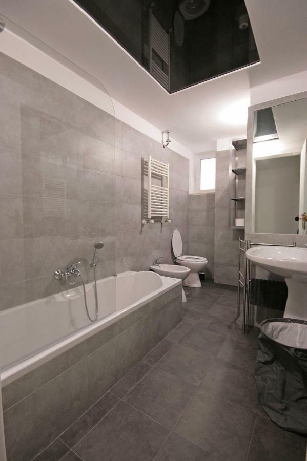 רומא Trastevere 3 Bedrooms מראה חיצוני תמונה