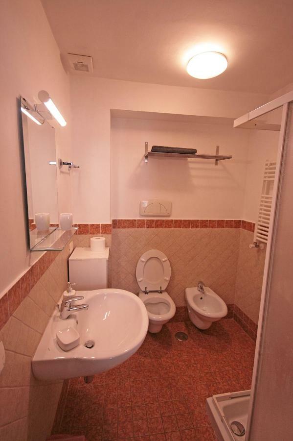 רומא Trastevere 3 Bedrooms מראה חיצוני תמונה