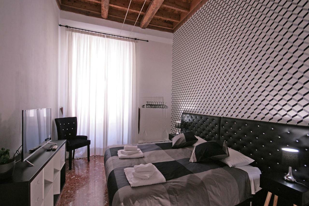 רומא Trastevere 3 Bedrooms מראה חיצוני תמונה